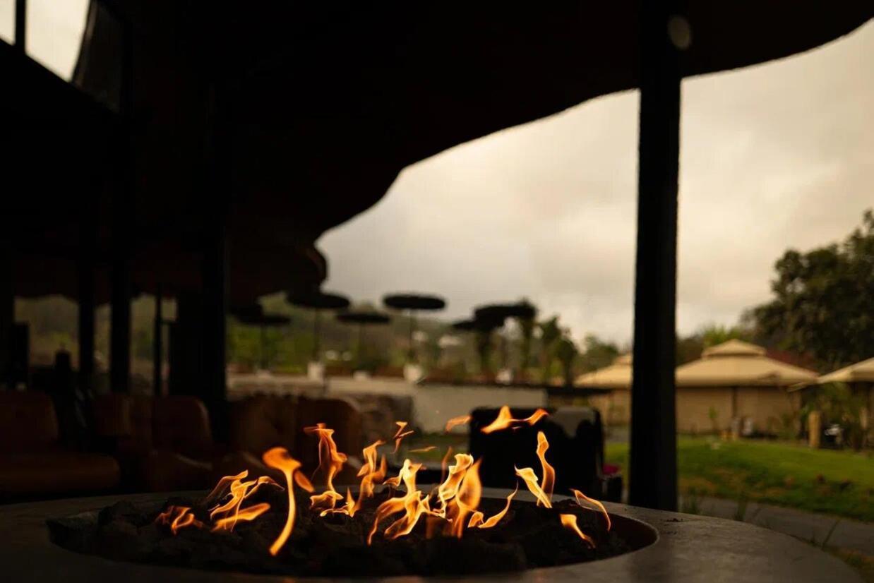 Отель Toteme Glamping And Hot Spring Kintamani Экстерьер фото